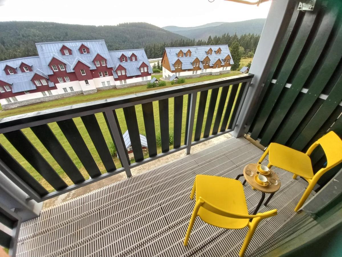 Horni Misecky Apartman E25 U Sjezdovky, Max 6 Osob Экстерьер фото